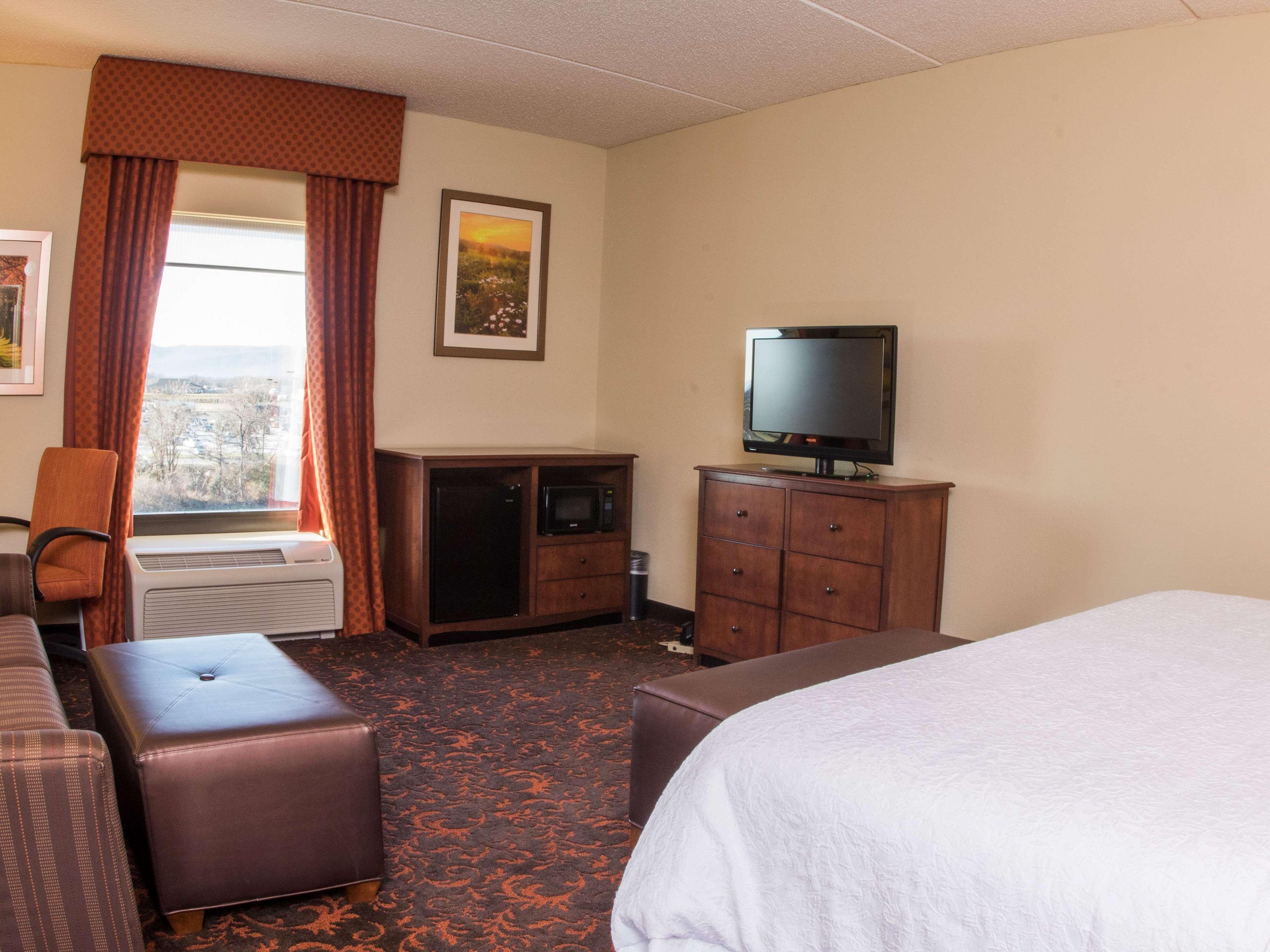 Hampton Inn And Suites Woodstock, Virginia Buitenkant foto