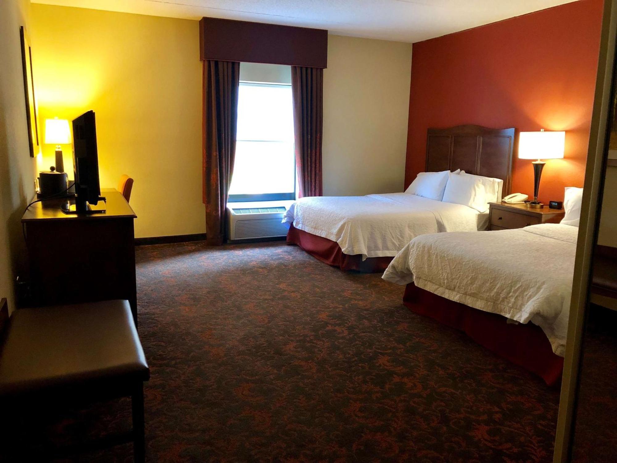 Hampton Inn And Suites Woodstock, Virginia Buitenkant foto