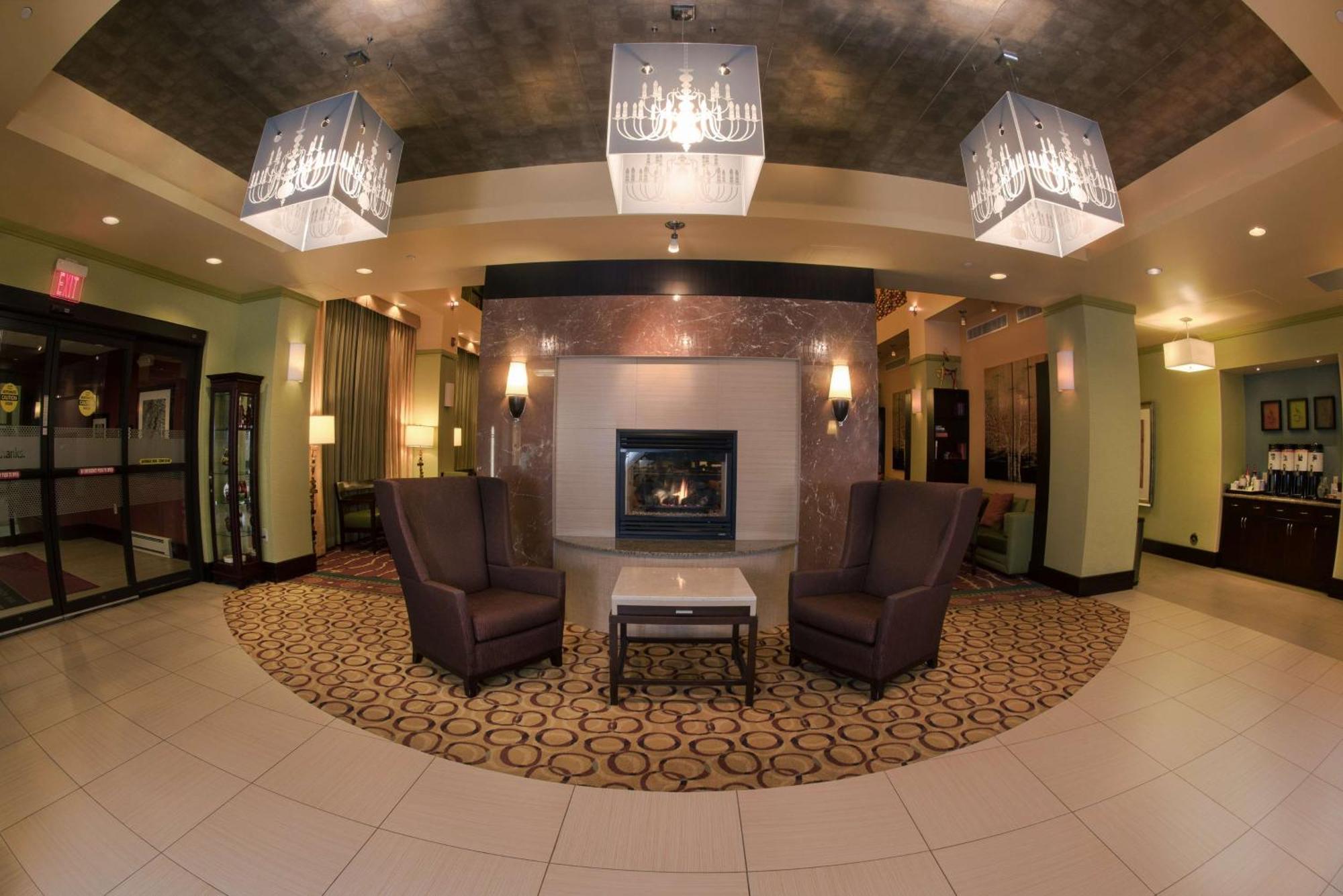 Hampton Inn And Suites Woodstock, Virginia Buitenkant foto